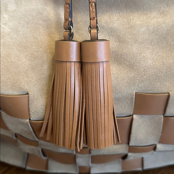 MICHAEL Michael Kors | Vivian Woven Hobo Bag in Shell Suede & Acorn Leather - Picture 6 of 16